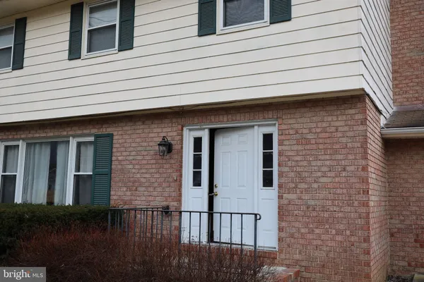 $2,250 | 115 Evans Run Drive, Martinsburg, WV 25405