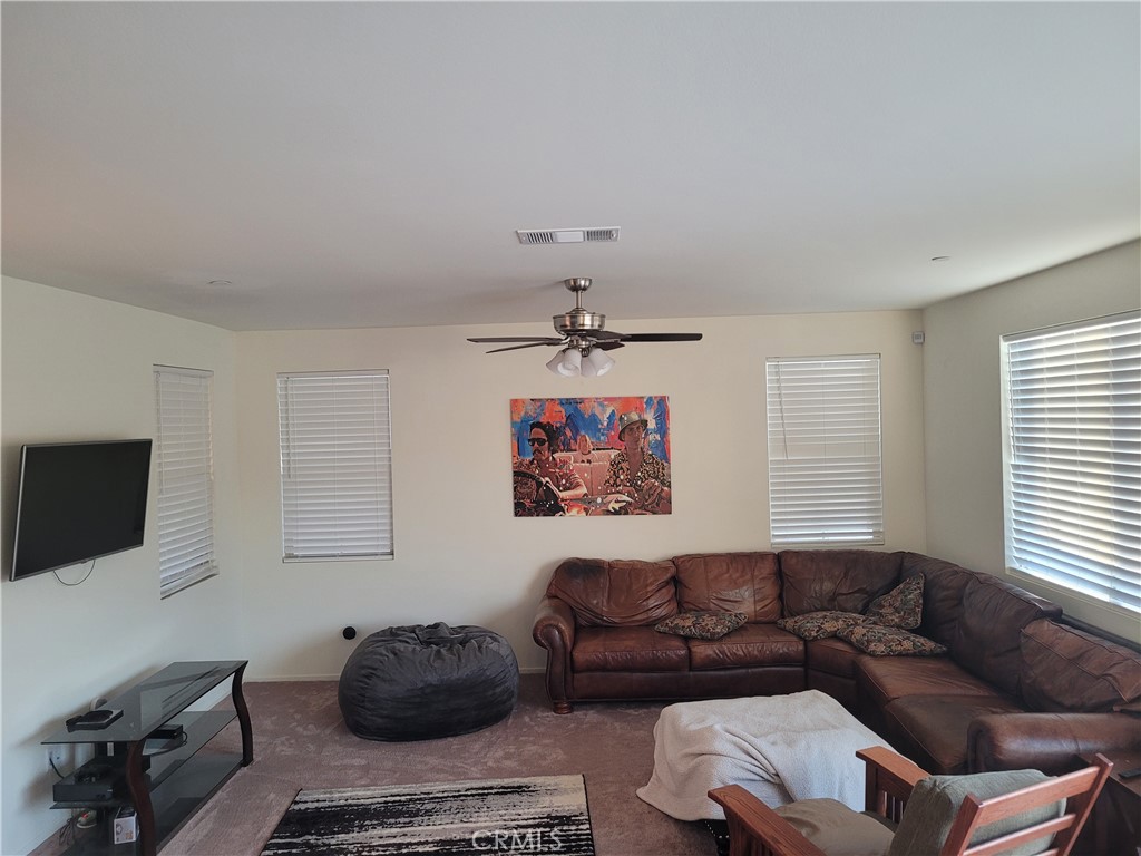 1410 Marble Beaumont, CA 92223 - Photo 9 of 21