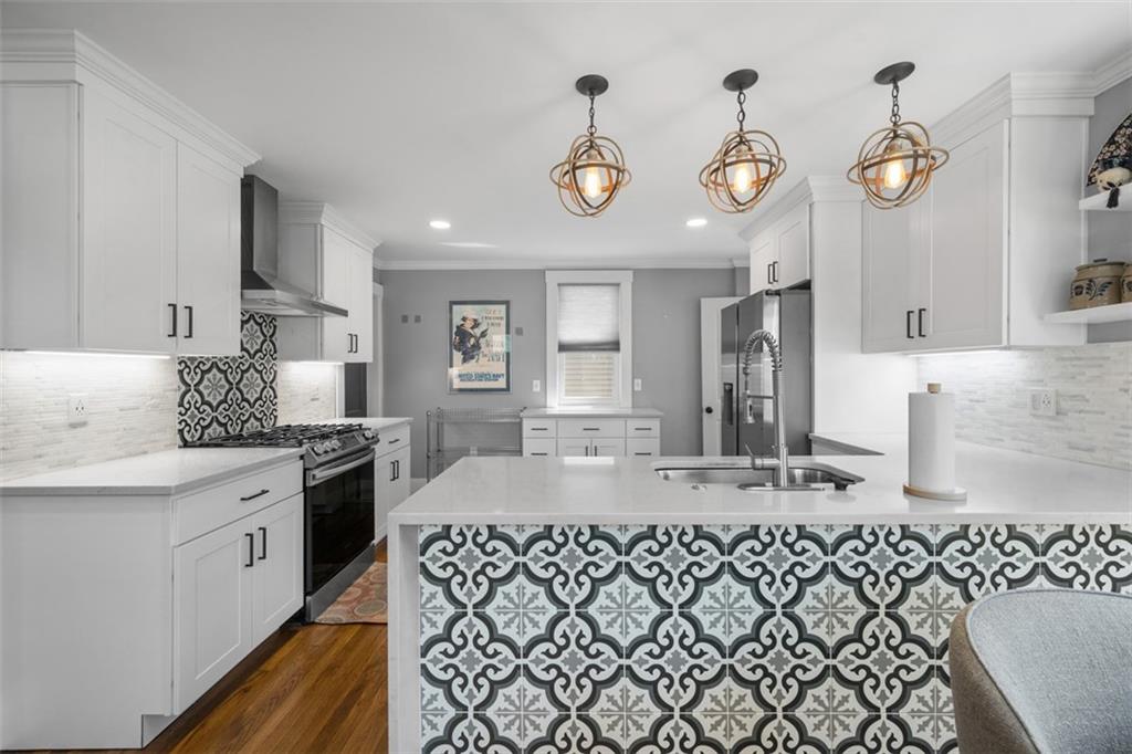 612 Peebles Street Pittsburgh, PA 15221 - Photo 11 of 41