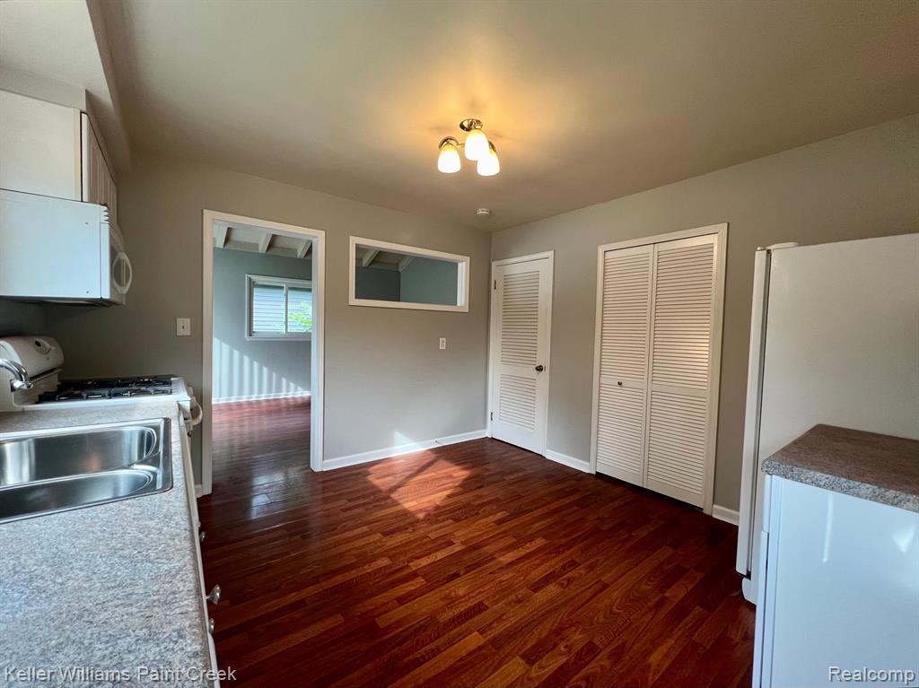 1509 South Campbell Road Royal Oak, MI 48067 - Photo 5 of 16