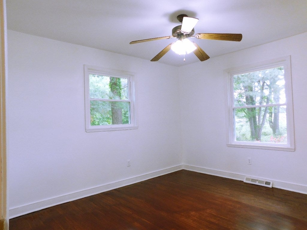 3018 Worsham Road Farmville, VA 23901 - Photo 14 of 23 Gallery Image 14