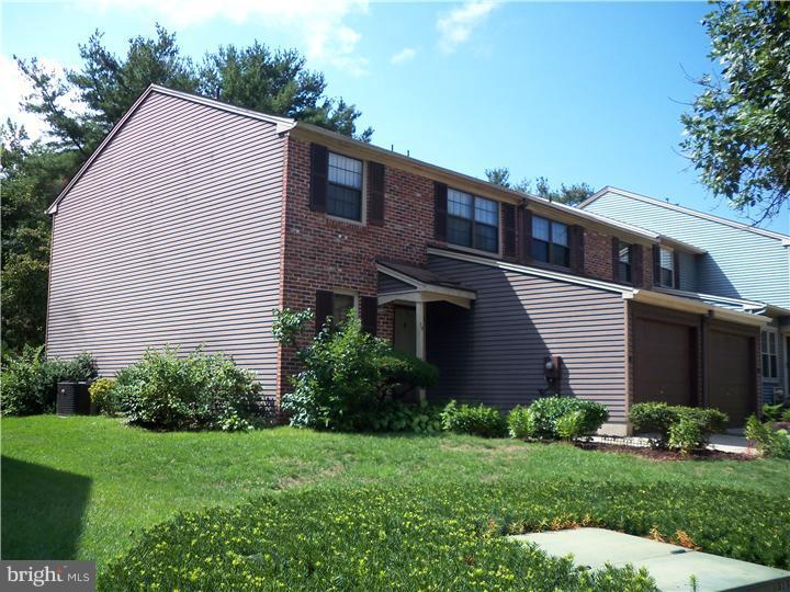 70 Farnwood Road Mount Laurel, NJ 08054 - Photo 1 of 20 Exterior Side