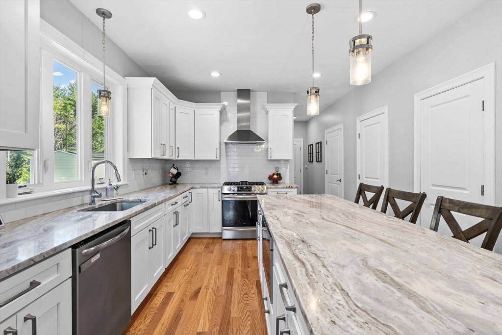7 Maris Lane Dighton, MA 02764 - Photo 5 of 42