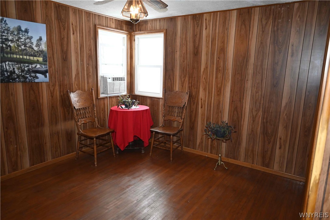 19 Allendale Road Cheektowaga, NY 14215 - Photo 12 of 38