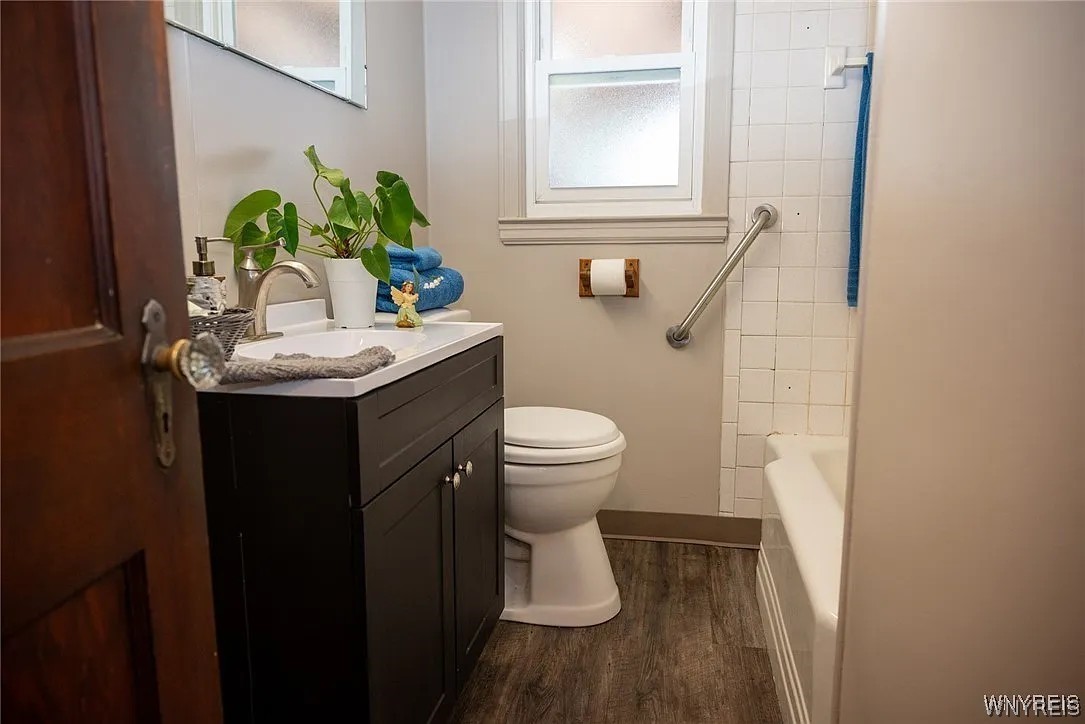 19 Allendale Road Cheektowaga, NY 14215 - Photo 15 of 38