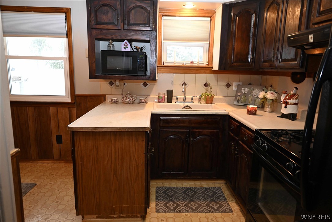 19 Allendale Road Cheektowaga, NY 14215 - Photo 10 of 38