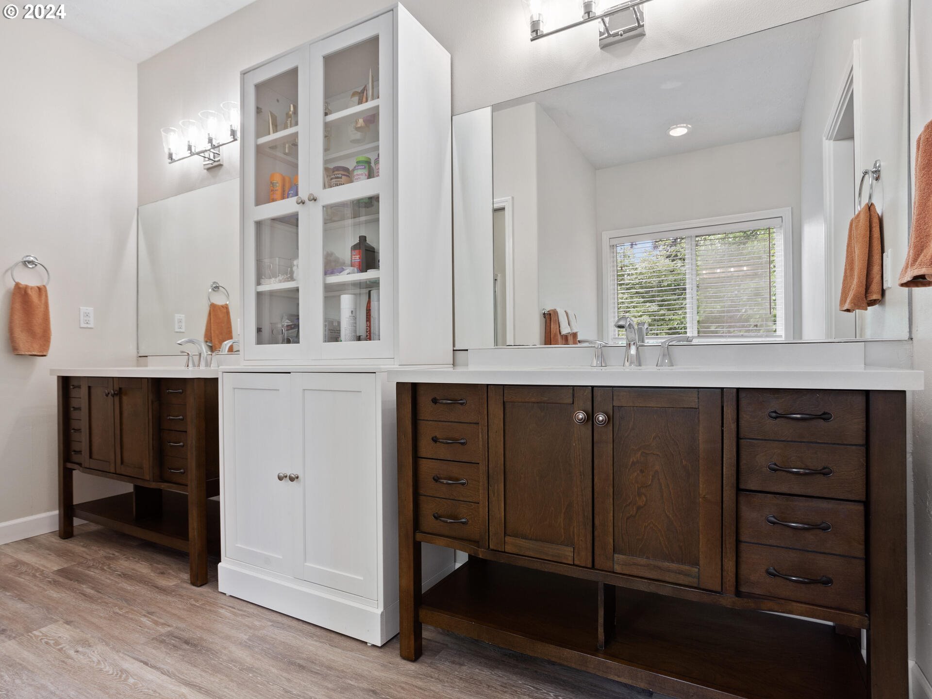 17156 Southeast Macanudo Street Damascus, OR 97089 - Photo 30 of 47 a kitchen with a sink and cabinets