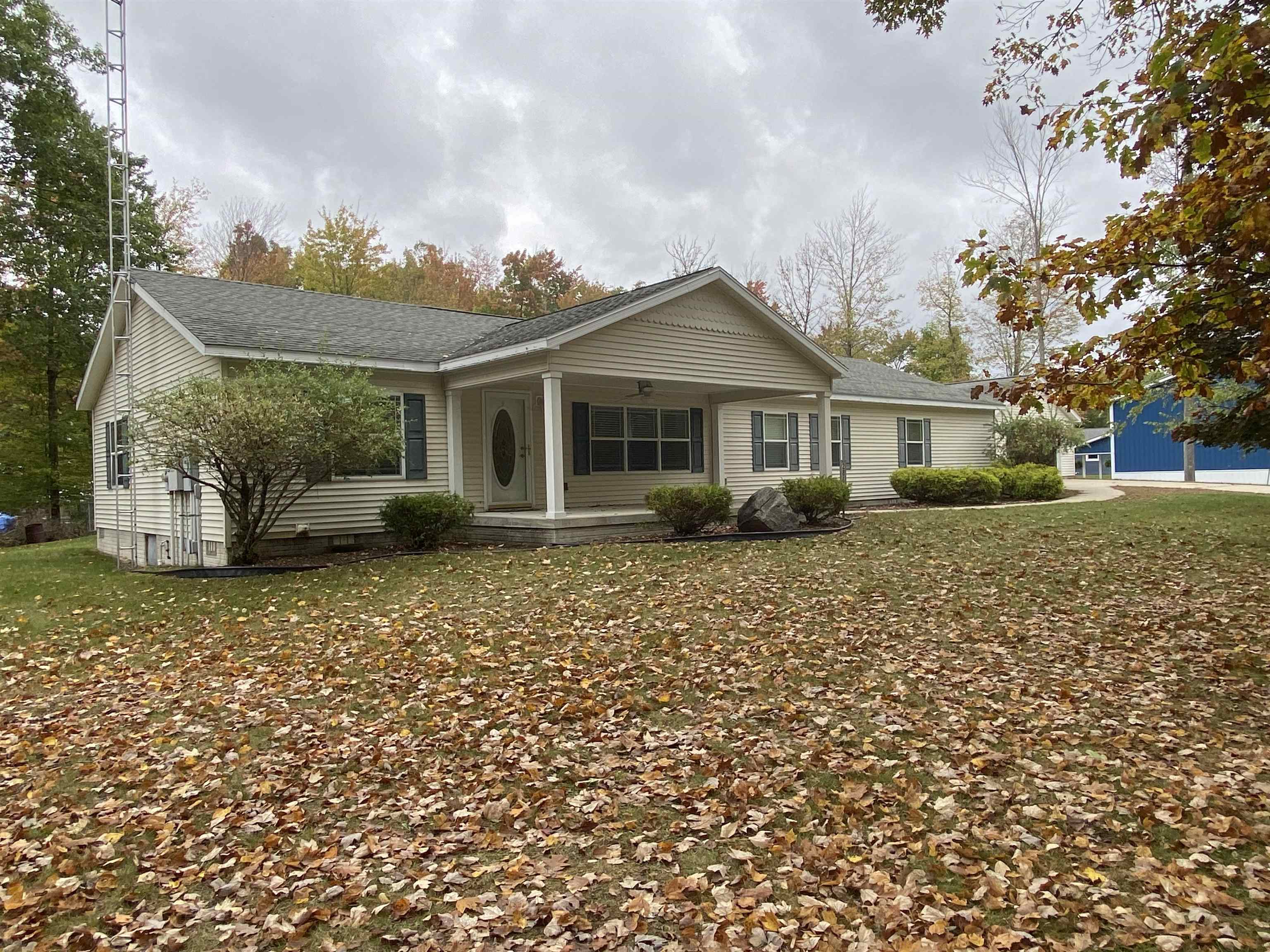 2861 East Peters Road Lupton, MI 48635 - Photo 2 of 45