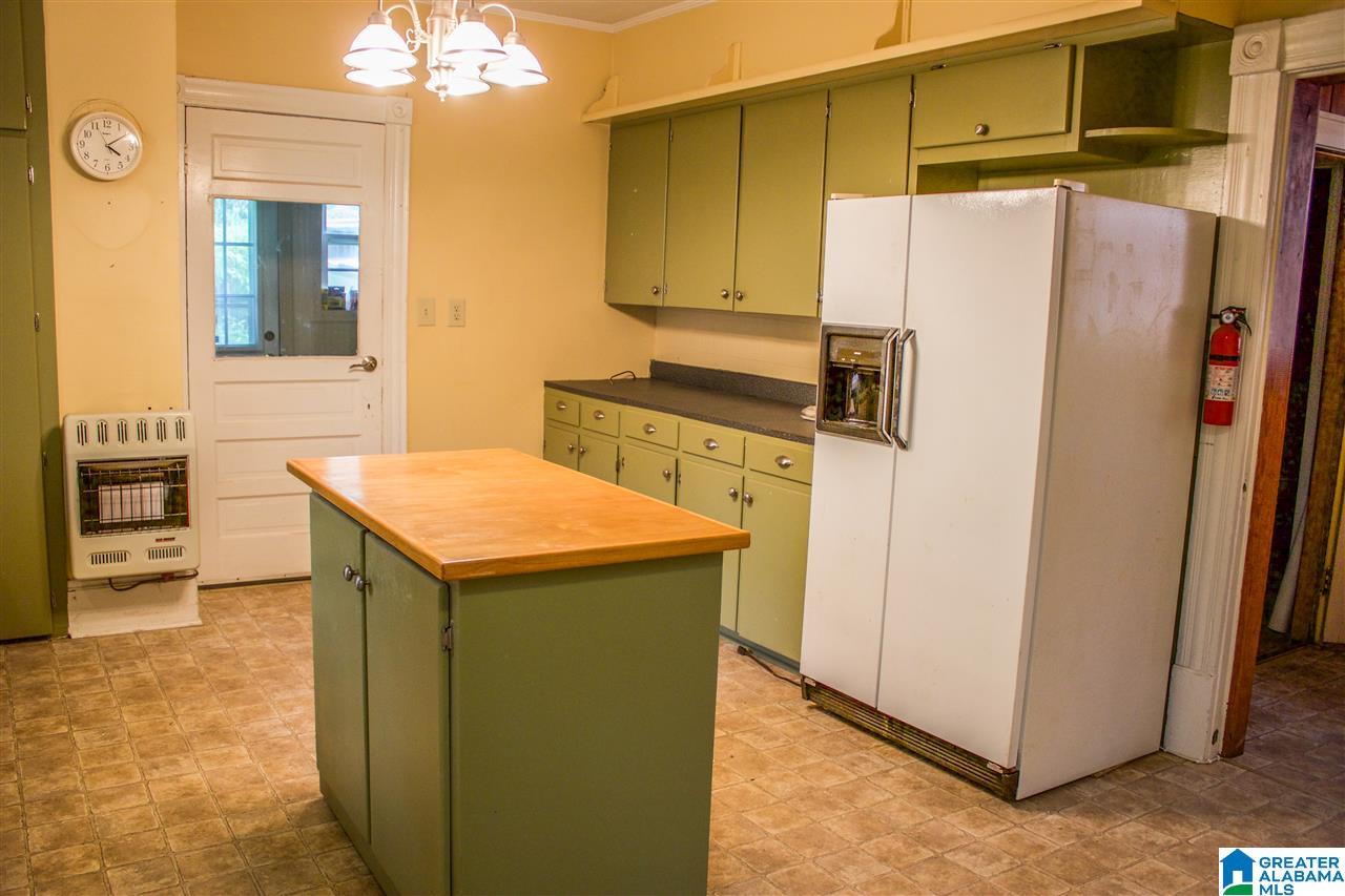 1631 Rocky Hollow Road Anniston, AL 36207 - Photo 3 of 32