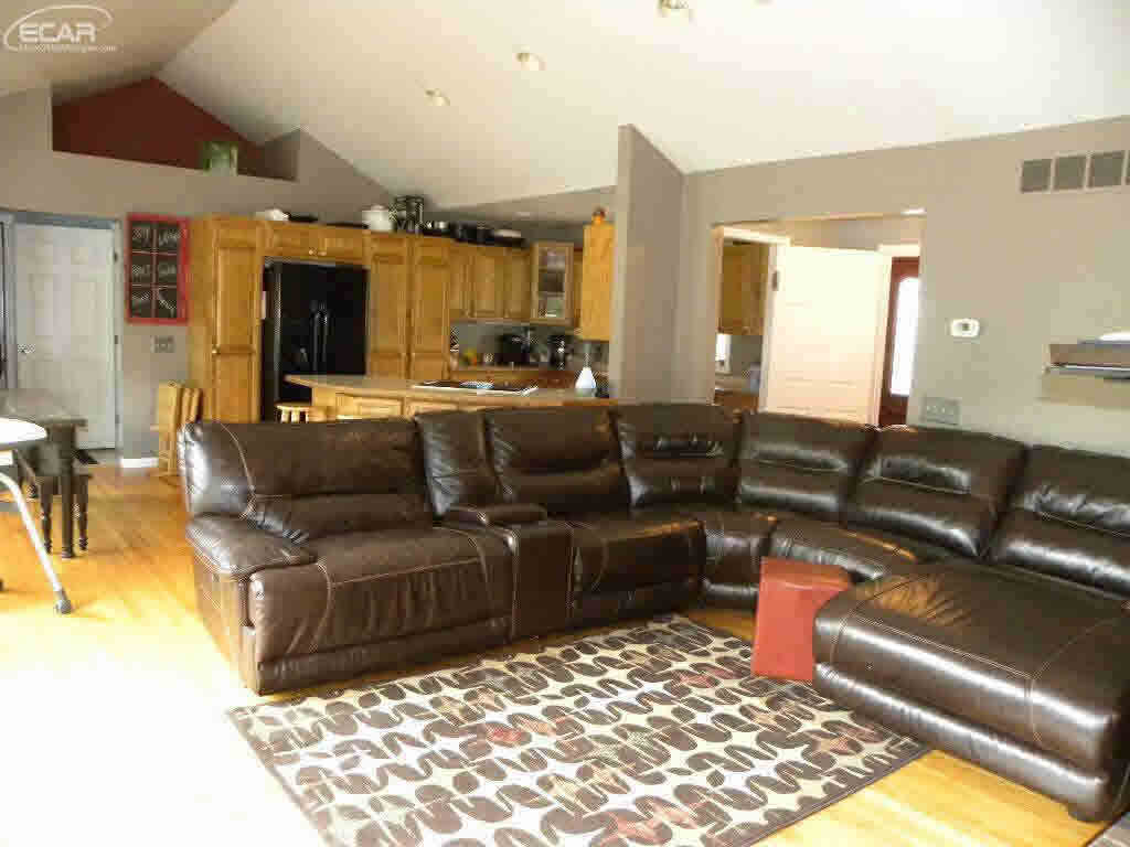 11440 Webster Road Clio, MI 48420 - Photo 6 of 23 21373687-5.JPG