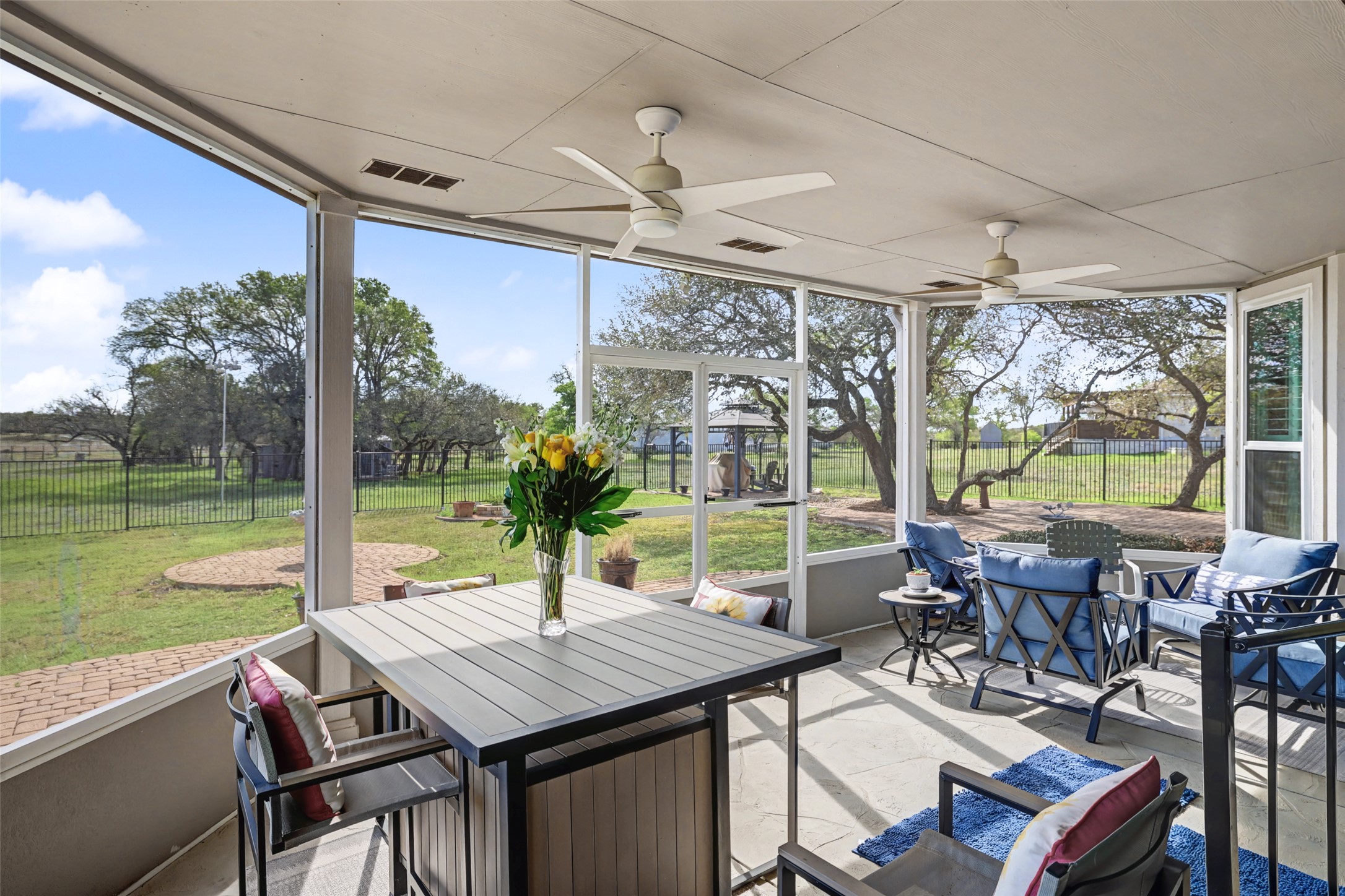1950 County Road 245 Georgetown, TX 78633 - Photo 32 of 39