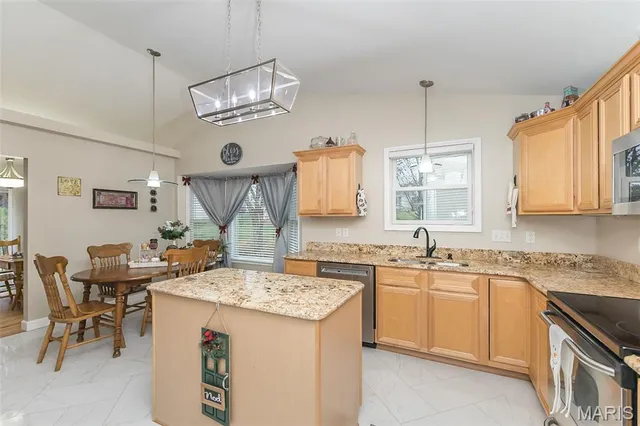 $437,000 | 2837 Grand Slam Drive, O'Fallon, MO 63366