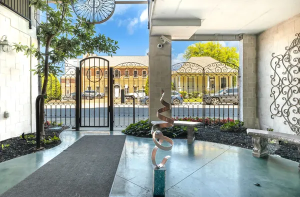 $2,750 | 117 30th Avenue North, Unit 601, Nashville, TN 37203