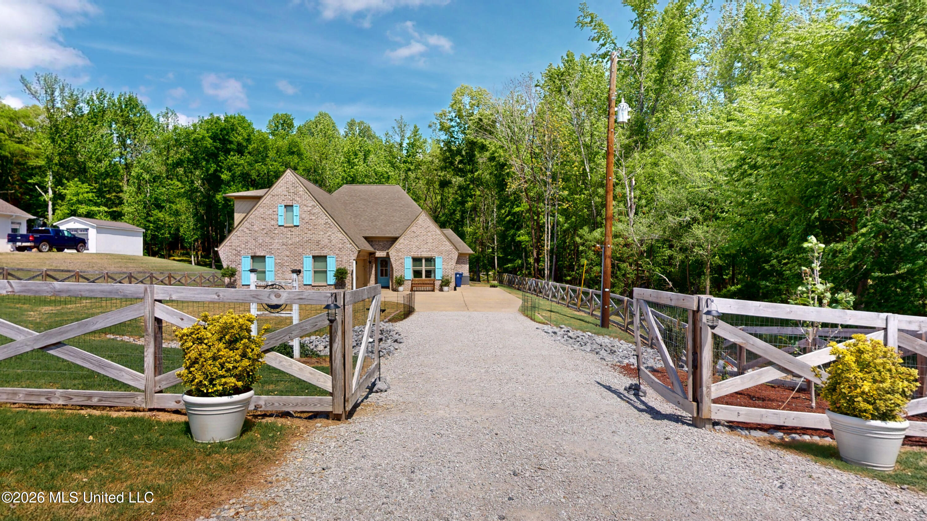 13866 Myers Plantation Road Byhalia, MS 38611 - Photo 1 of 34 Main