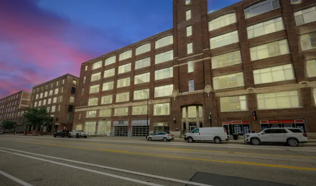 $365,000 | 700 North Washington Avenue, Unit 507, Minneapolis, MN 55401