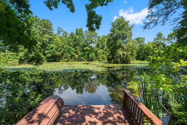 $1,500,000 | 426 Nursery Road, The Woodlands, TX 77380