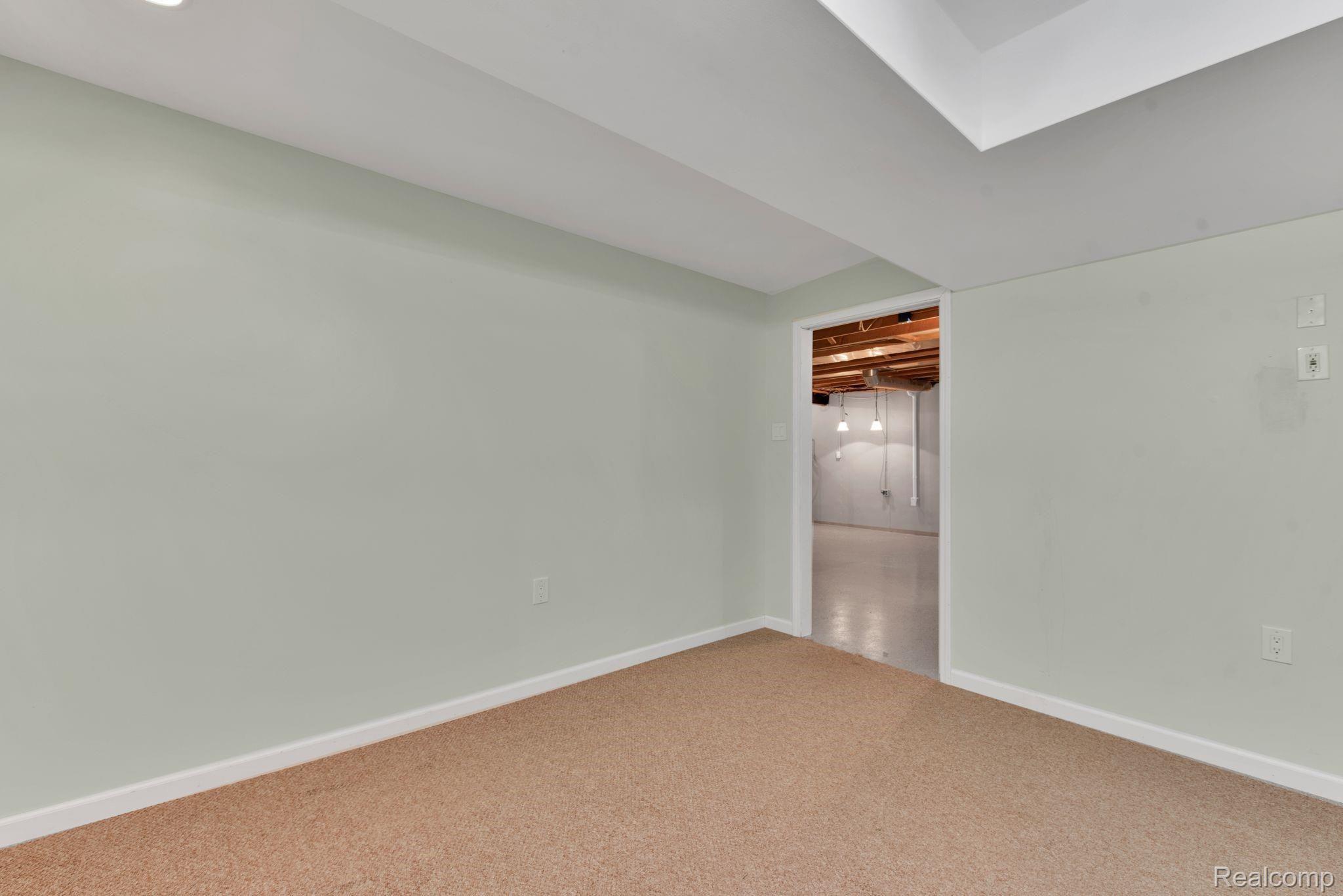 3250 Pingree Road Howell, MI 48843 - Photo 45 of 72 zie-e340.jpeg
