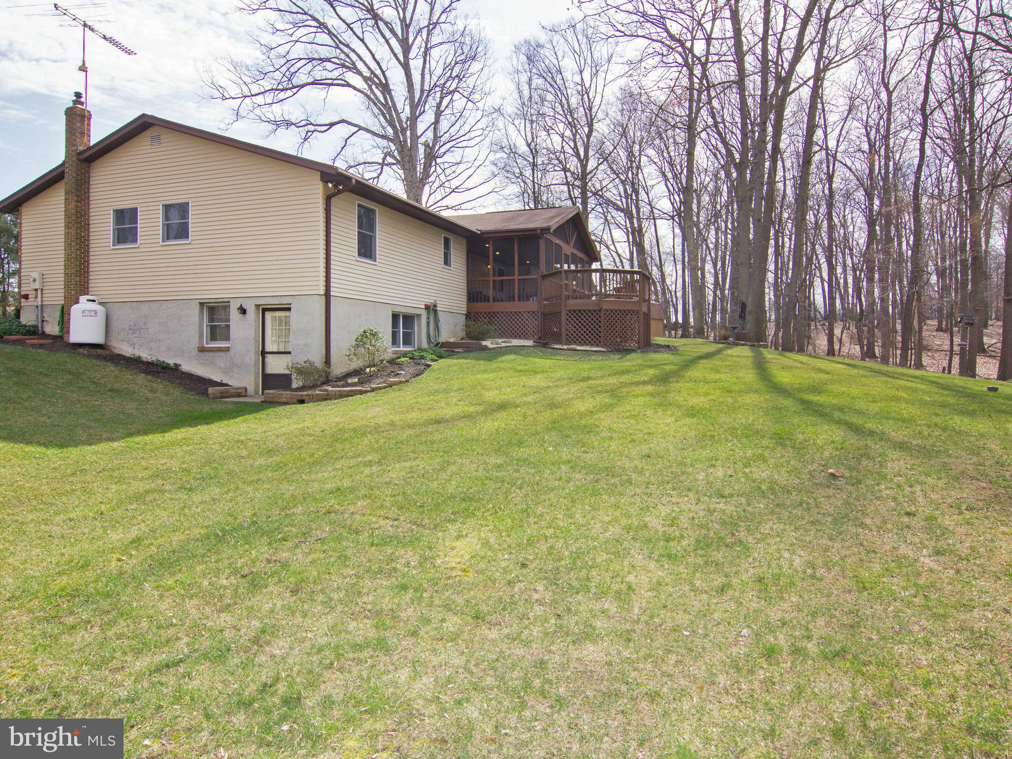 406 Obrecht Road Sykesville, MD 21784 - Photo 26 of 30 Exterior (Rear)