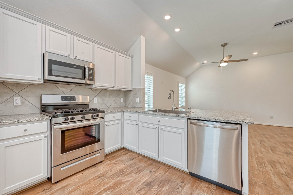 3631 Homestead Ridge Lane Richmond, TX 77406 - Photo 9 of 29