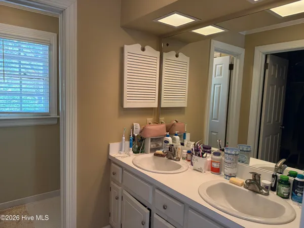 $465,000 | 1711 Waterford Drive Northwest, Wilson, NC 27896