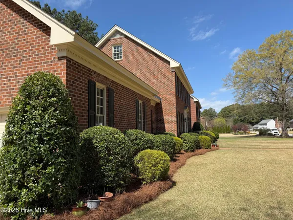 $465,000 | 1711 Waterford Drive Northwest, Wilson, NC 27896