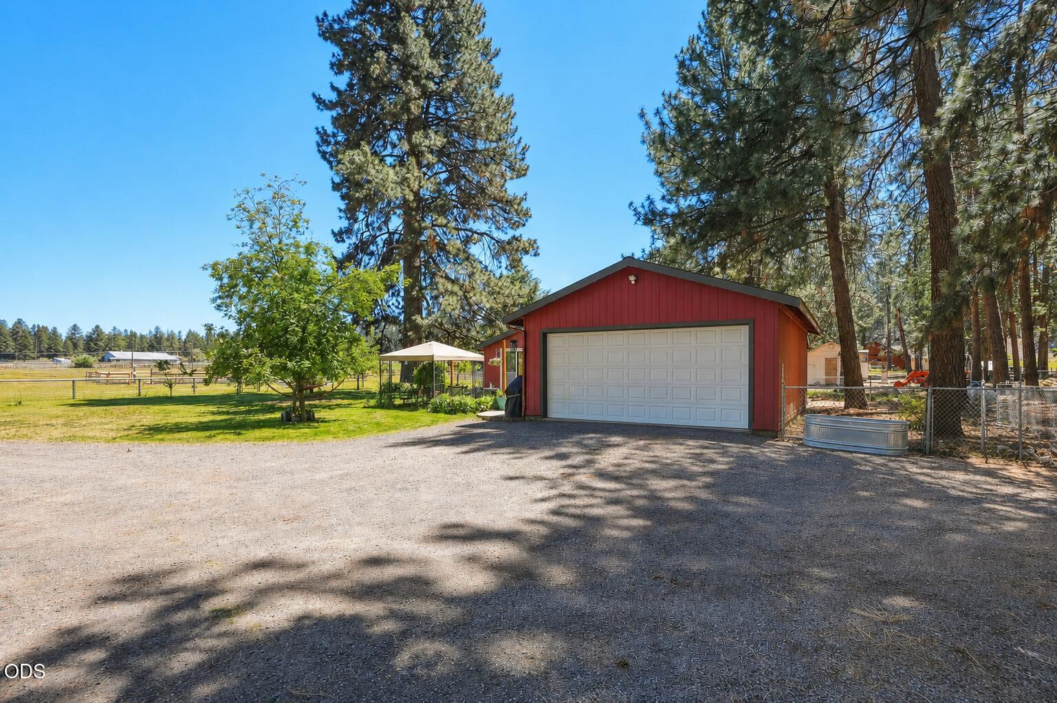 60315 Tekampe Road Bend, OR 97702 - Photo 3 of 74