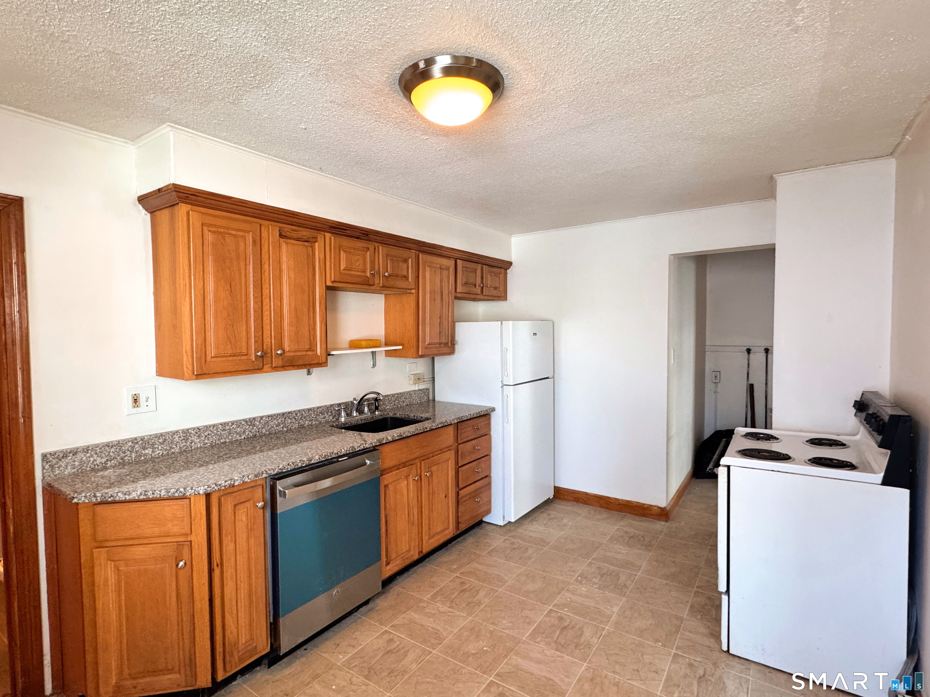 5 Church Street, Unit 5 Stafford, CT 06076 - Photo 7 of 11