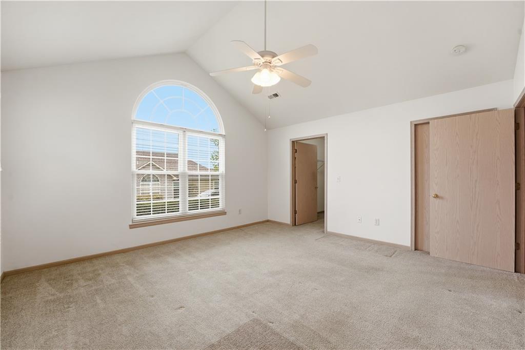 11392 South Pflumm Road Olathe, KS 66215 - Photo 32 of 41