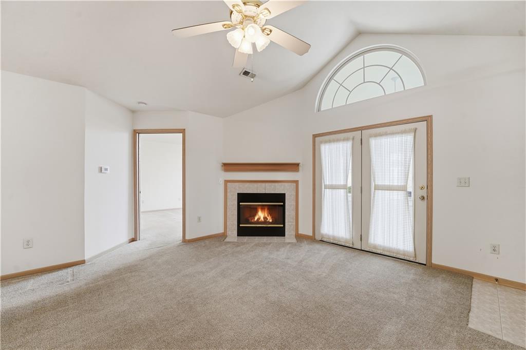 11392 South Pflumm Road Olathe, KS 66215 - Photo 8 of 41