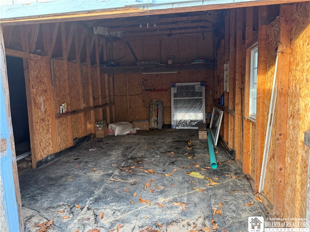 6982 Curriers Road Arcade, NY 14009 - Photo 13 of 47 inside small barn