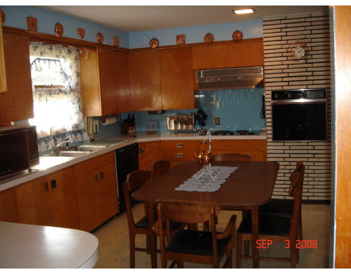 51 River Road Somerset, MA 02725 - Photo 9 of 13 Gallery Image 9