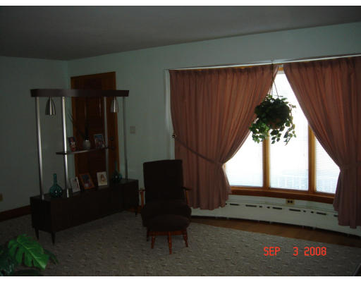 51 River Road Somerset, MA 02725 - Photo 10 of 13 Gallery Image 10