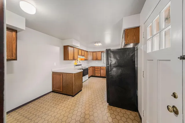 $299,900 | 10501 Hadley Road, Gregory, MI 48137