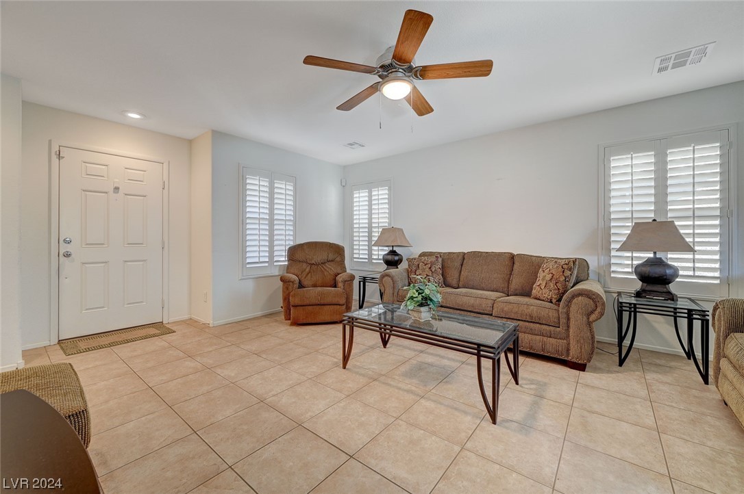 33 Dandy View Avenue Las Vegas, NV 89183 - Photo 6 of 41