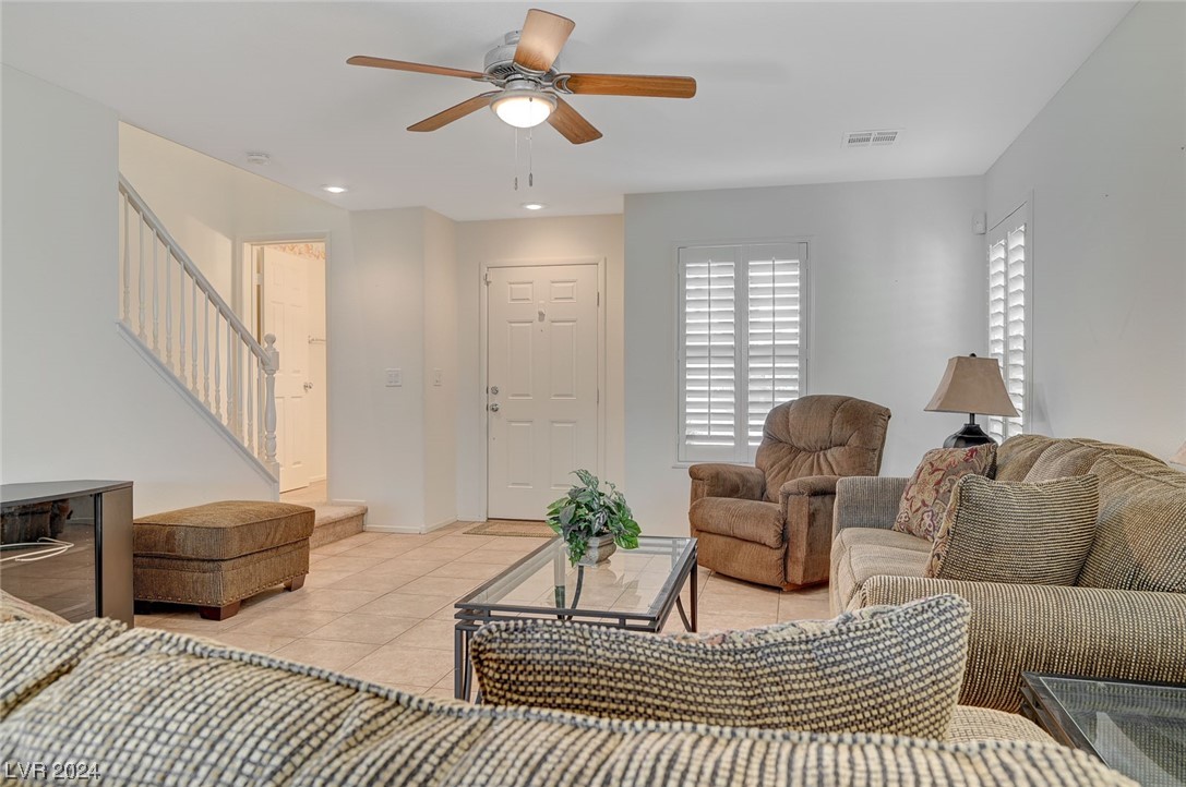 33 Dandy View Avenue Las Vegas, NV 89183 - Photo 7 of 41