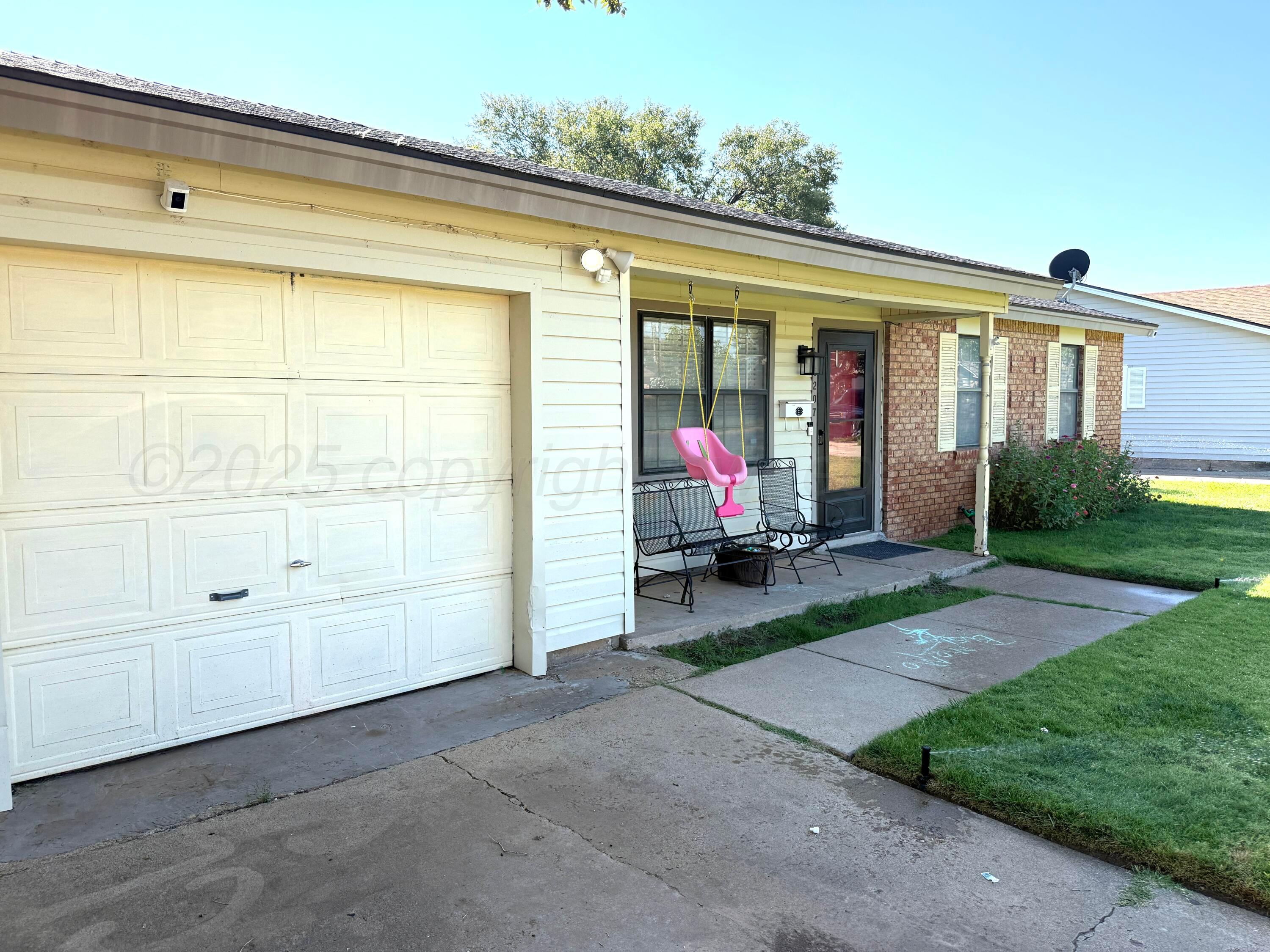 5207 South Travis Street Amarillo, TX 79110 - Photo 22 of 24 IMG_8972