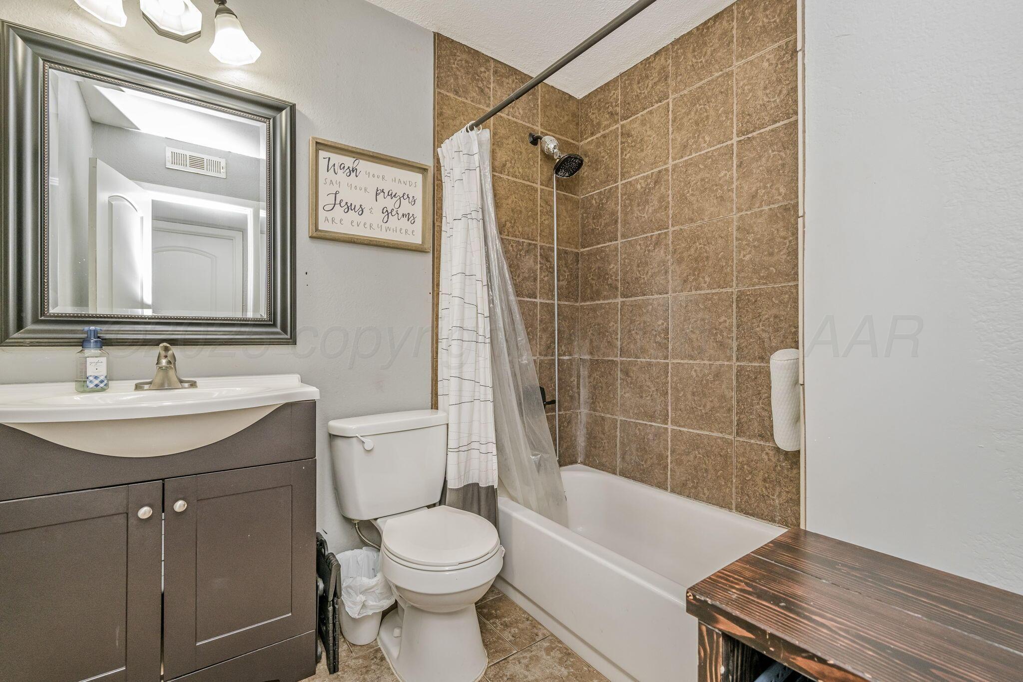 5207 South Travis Street Amarillo, TX 79110 - Photo 10 of 24 5207 S Travis St 13