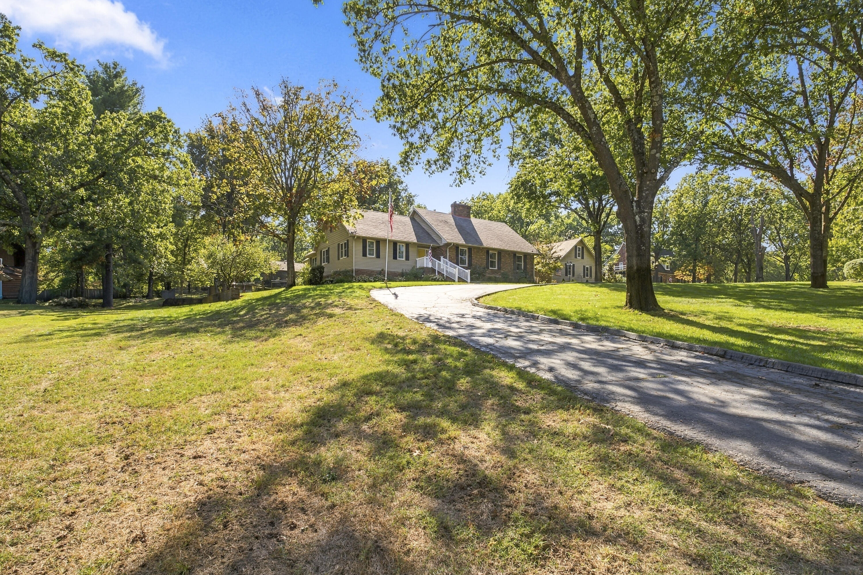 2268 West Whitten Road Carthage, MO 64836 - Photo 4 of 53 2268 W Whitten Rd-3