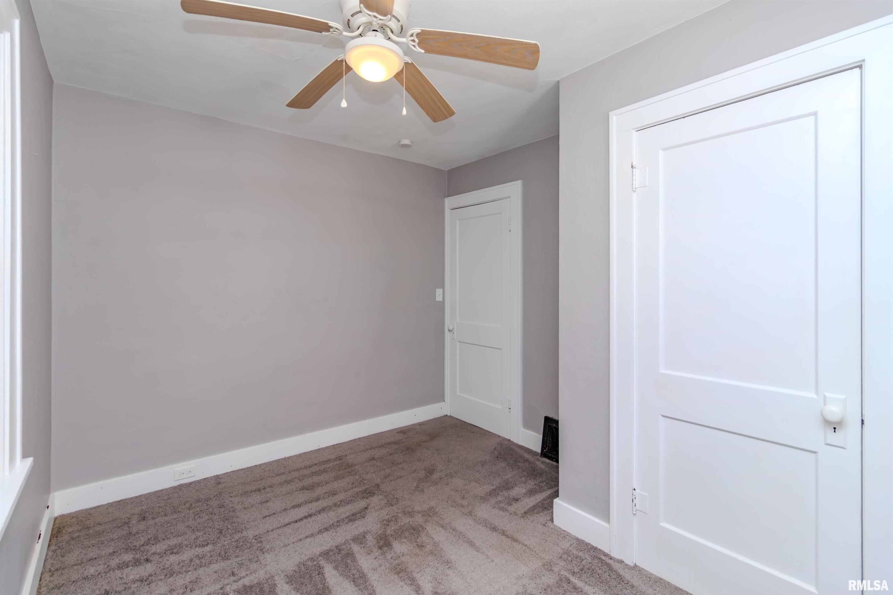 329 Willow Street Pekin, IL 61554 - Photo 26 of 40