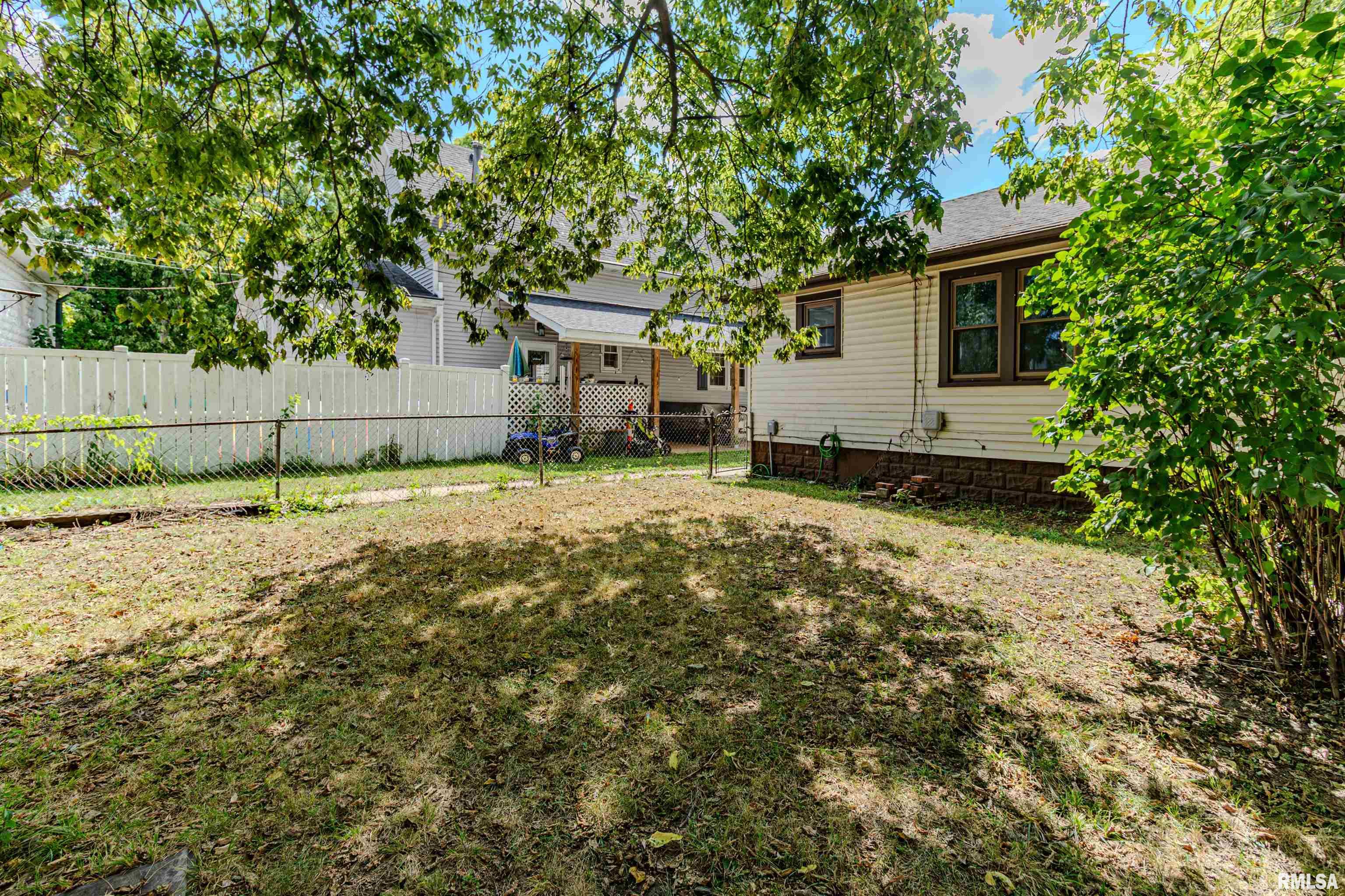 329 Willow Street Pekin, IL 61554 - Photo 40 of 40