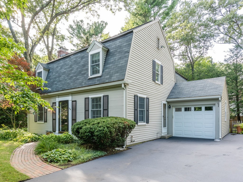 15 Princeton Road Wellesley, MA 02482 - Photo 4 of 30