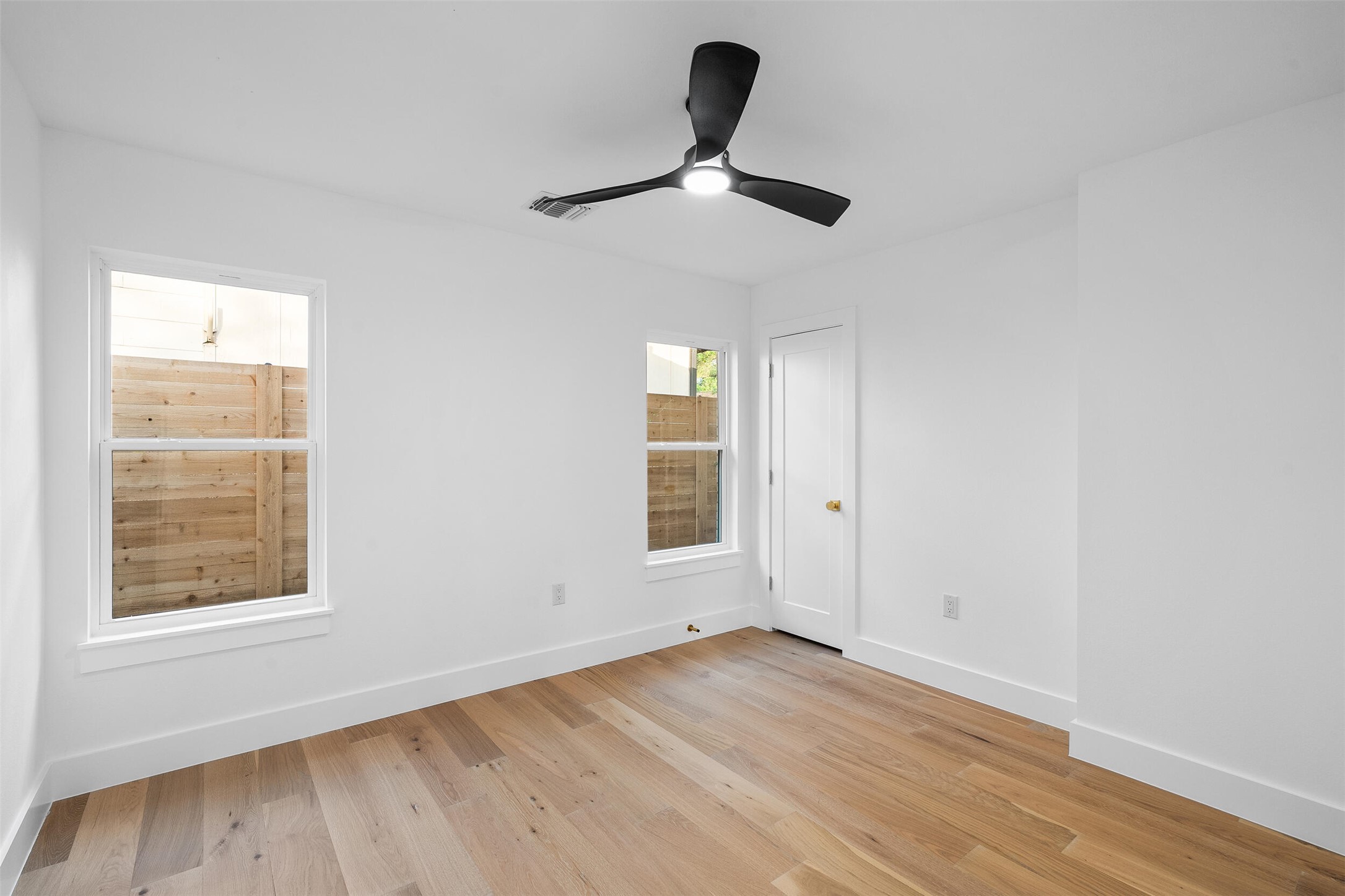 4906 Enchanted Lane Austin, TX 78745 - Photo 24 of 37
