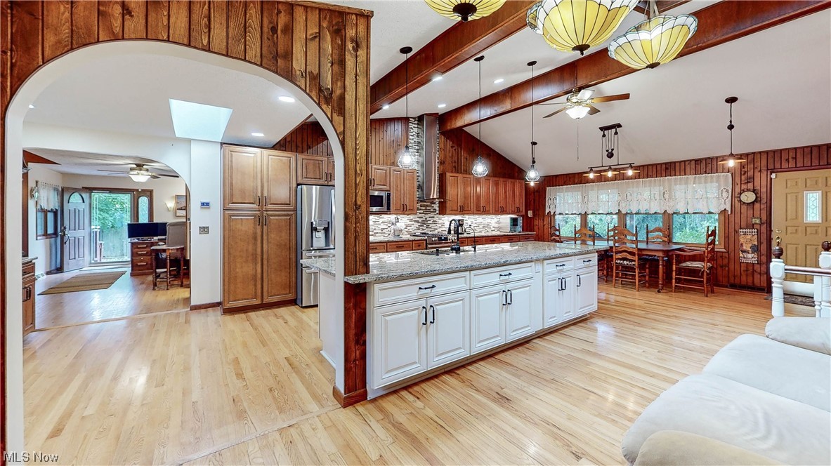 6171 Beach Road Wadsworth, OH 44281 - Photo 5 of 35 Open Concept Kitchen