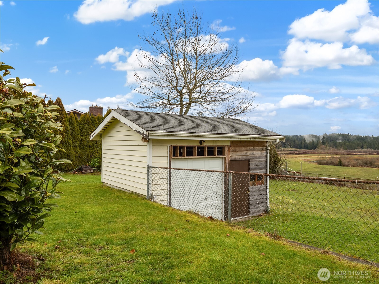 7693 Sidney Road Southwest Port Orchard, WA 98367 - Photo 32 of 40 Gallery Image 32