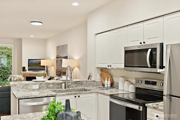 $580,000 | 16125 Juanita Woodinville Way Northeast, Unit 1106, Bothell, WA 98011