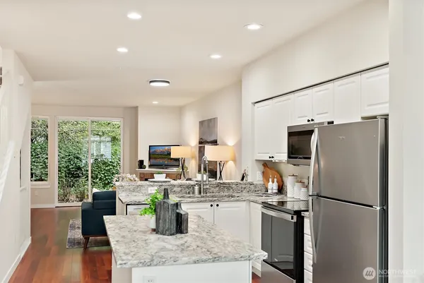 $580,000 | 16125 Juanita Woodinville Way Northeast, Unit 1106, Bothell, WA 98011