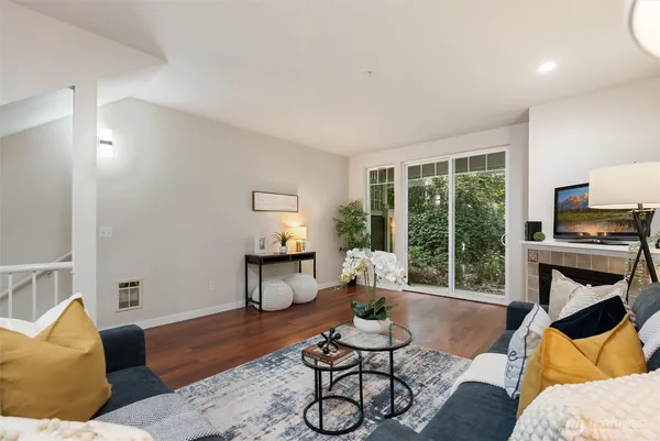 $580,000 | 16125 Juanita Woodinville Way Northeast, Unit 1106, Bothell, WA 98011