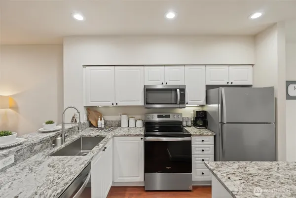 $580,000 | 16125 Juanita Woodinville Way Northeast, Unit 1106, Bothell, WA 98011