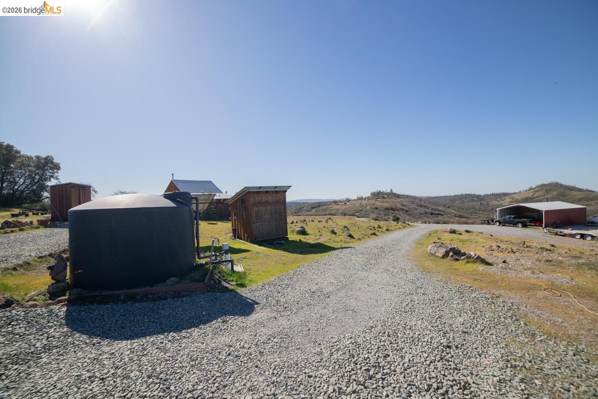 6899 Eagle View Drive Mountain Ranch, CA 95246 - Photo 31 of 35 a view of a terrace with a sink