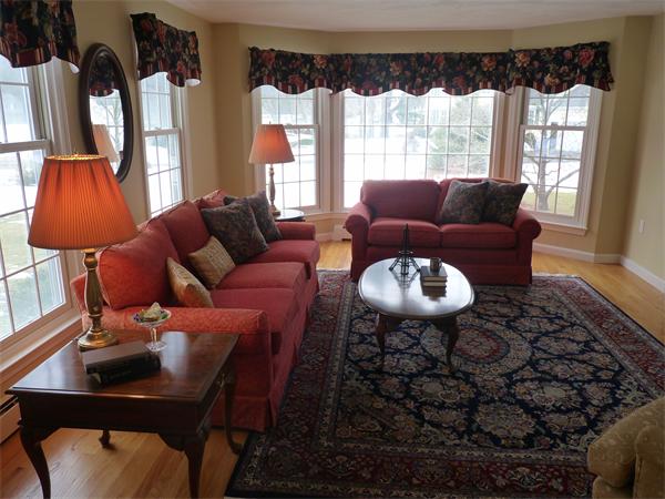 25 Oriole Road Medfield, MA 02052 - Photo 11 of 30 Gallery Image 11